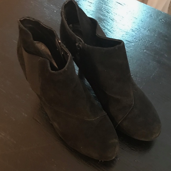 Black Suede Heels - Picture 5 of 7